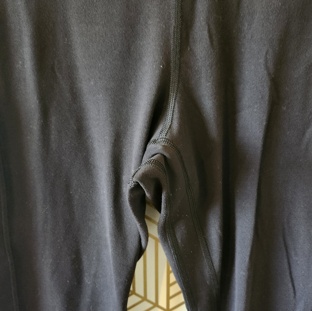 Lululemon Bundle - Picture 8 of 16